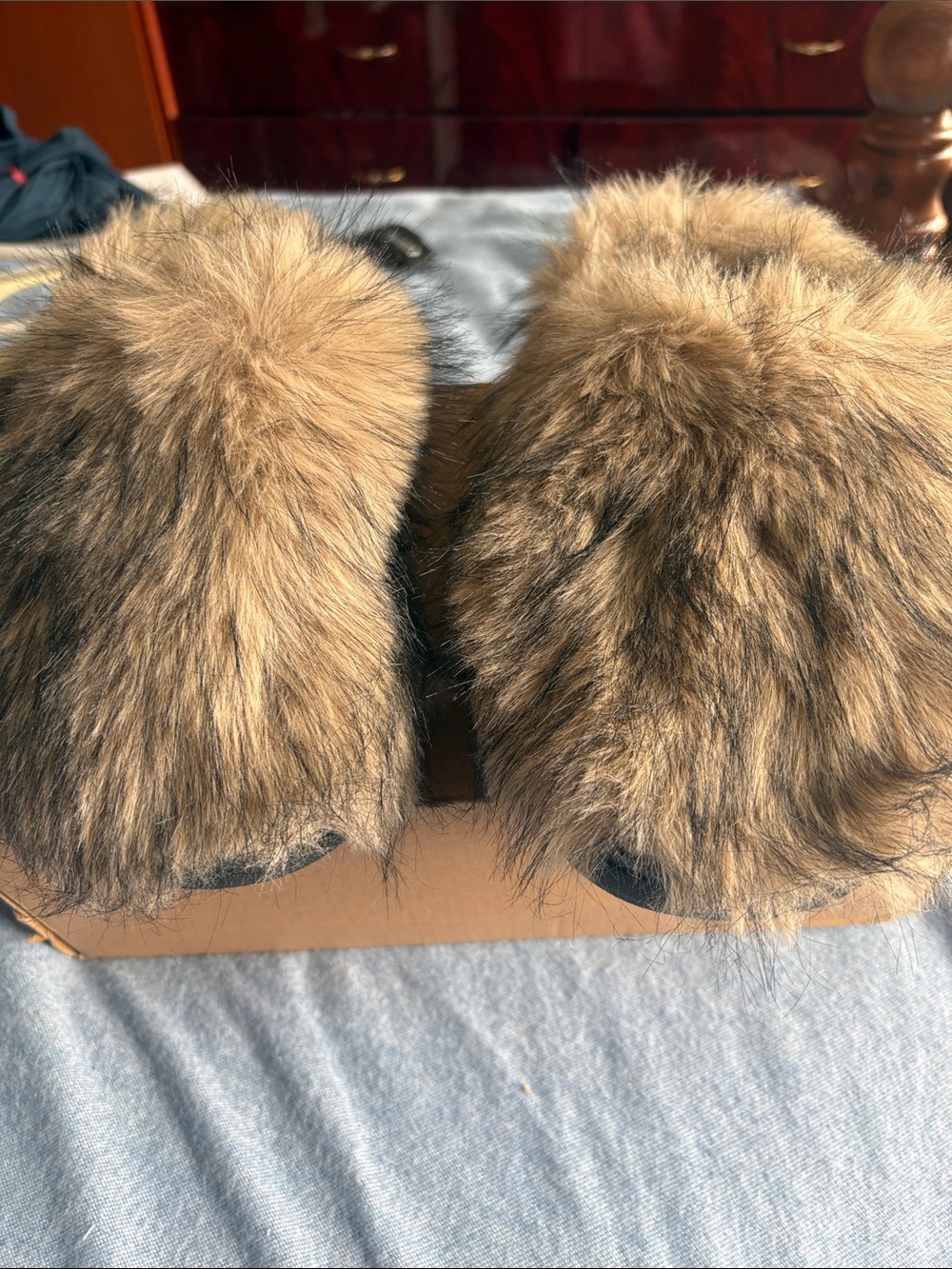 Faux Fur Slide Slippers in Honey Brown
